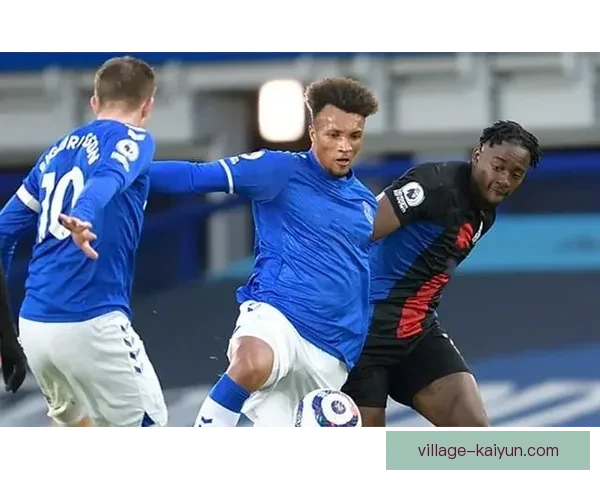 奥纳丘英超首赛季状态回暖，表现逐渐稳健