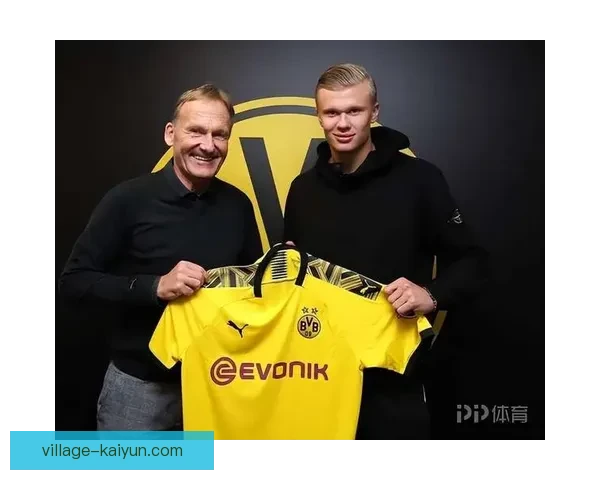 哈兰德教练适配阶段显示球员表现稳健，状态回暖值得关注