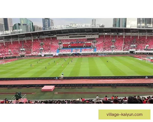 广州队天河体育场迎来新赛季，主场表现备受关注